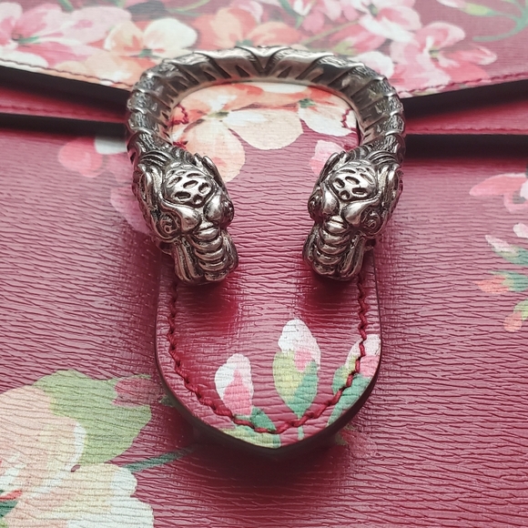 RARE🌸 Authentic Gucci Dionysus Medium - Picture 11 of 16